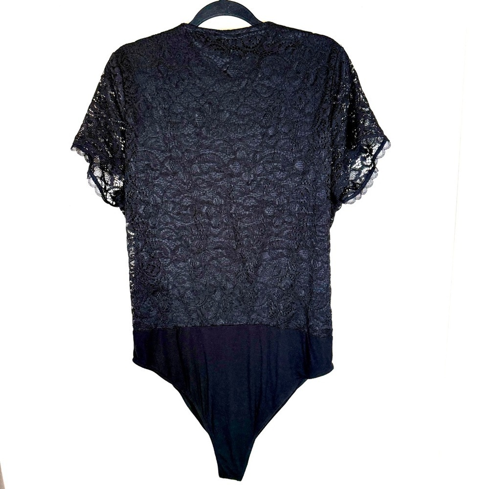 Torrid Cinch Front Short Sleeve Lace Bodysuit Size 2X - Picture 2 of 9